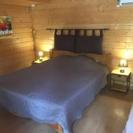 Bed & Breakfast Mas De La Pinede Ex-les Arbousiers *