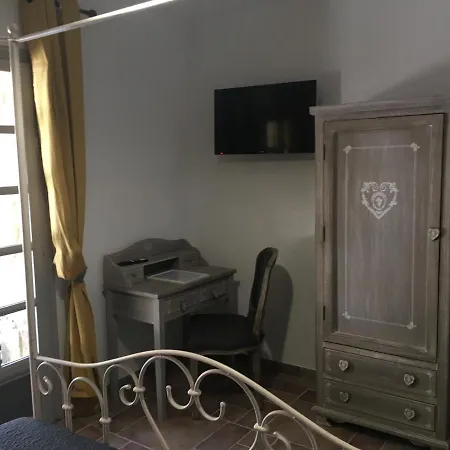 Bed & Breakfast Mas De La Pinede Ex-les Arbousiers Bollene